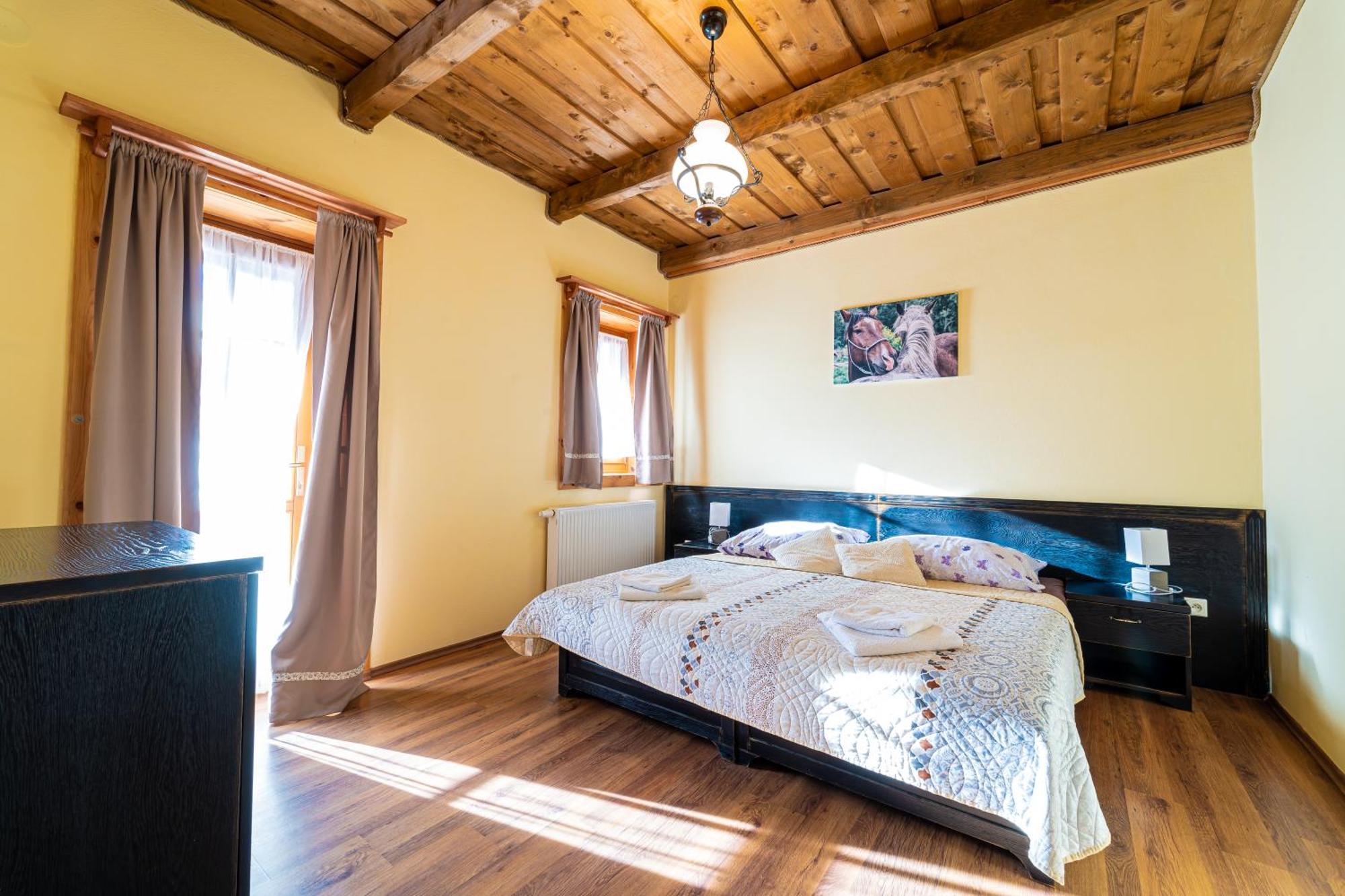 Ranc Pod Ostrou Skalou Country house Stratena